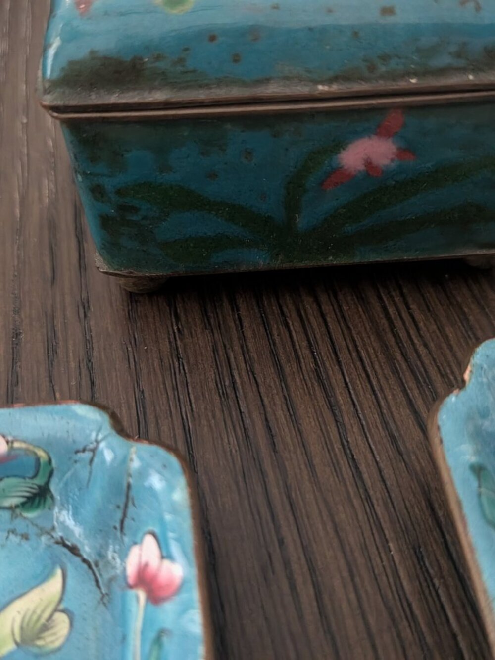 ANTIQ Chinese Canton Enamel Peony Trinket Box & Catchall Tray Set Boho Decor 3pc - Picture 15 of 16